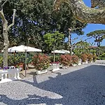 فندق Nettuno مارينا دي بييتراسانْت
