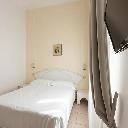 Nettuno Hotel 3*