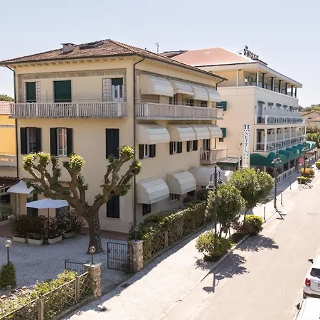 Nettuno 3* Marina di Pietrasanta